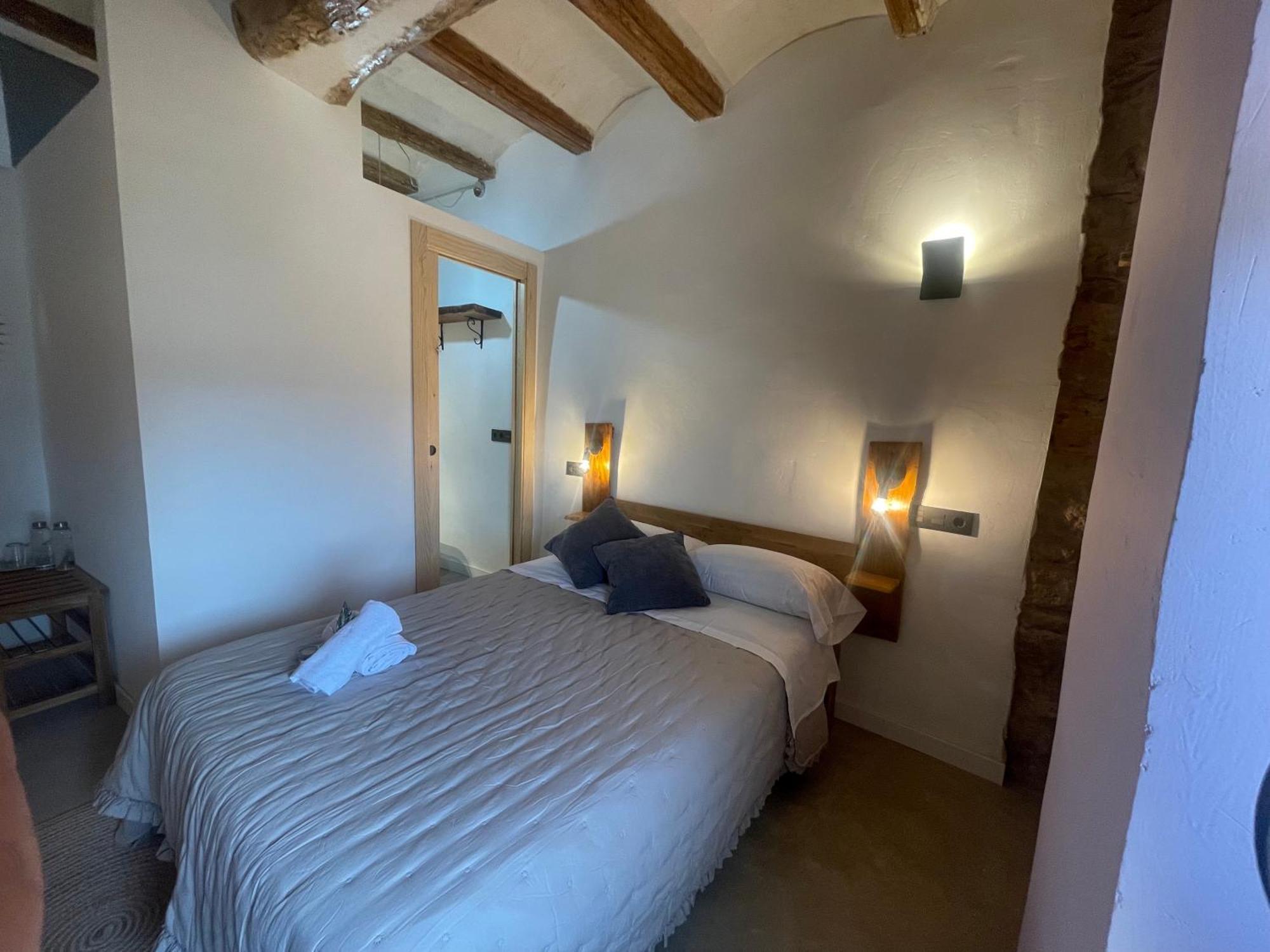 Castell De L'aguda Hotel Tora de Riubregos